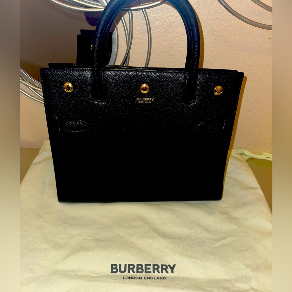 Burberry Medium LeatherTitle Bag